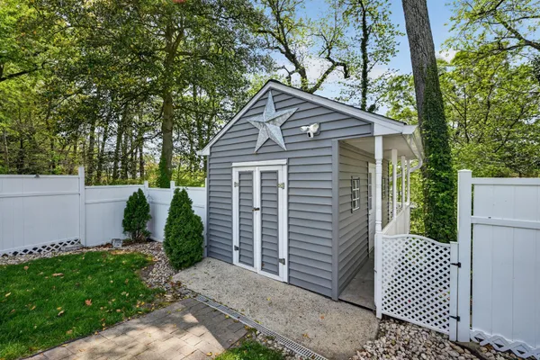 $739,900 | 448 Maple Leaf Drive, Edgewater, MD 21037