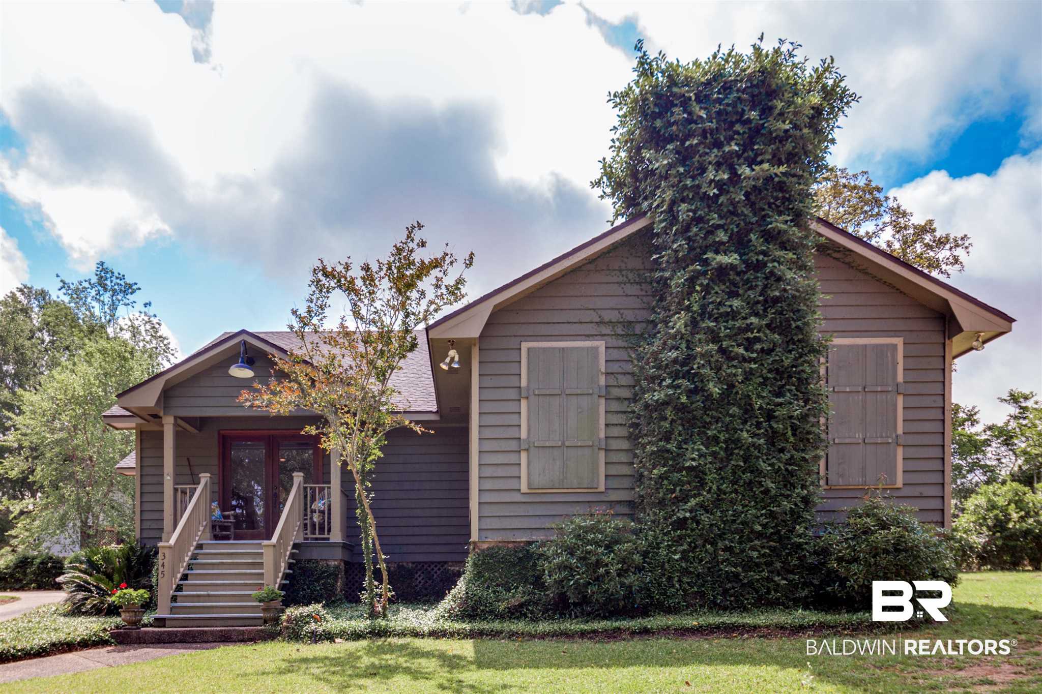 345 Liberty Street Fairhope, AL 36532 - Photo 2 of 26