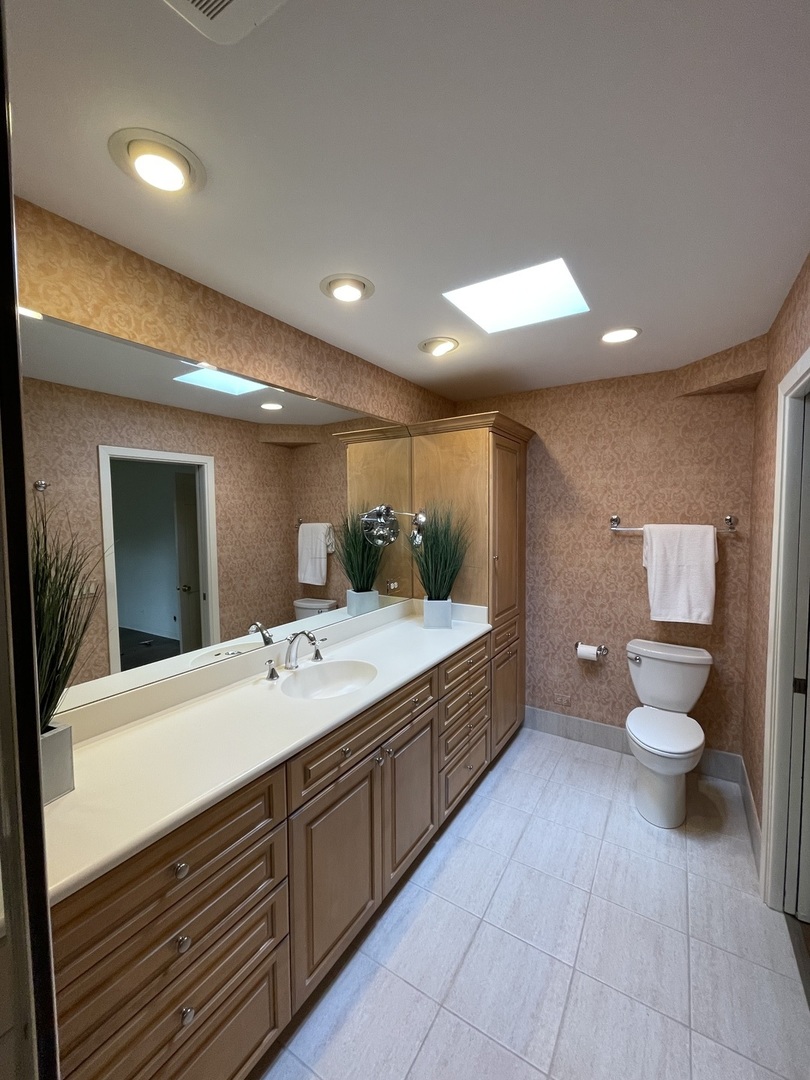 1119 Deerfield Road Deerfield, IL 60015 - Photo 19 of 30