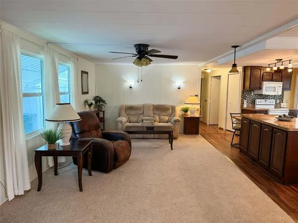 $165,000 | 1401 West Highway 50, Unit 32, Clermont, FL 34711