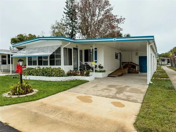 $165,000 | 1401 West Highway 50, Unit 32, Clermont, FL 34711