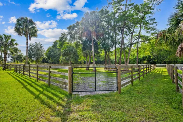 $750 | 3509 C Road, Loxahatchee Groves, FL 33470