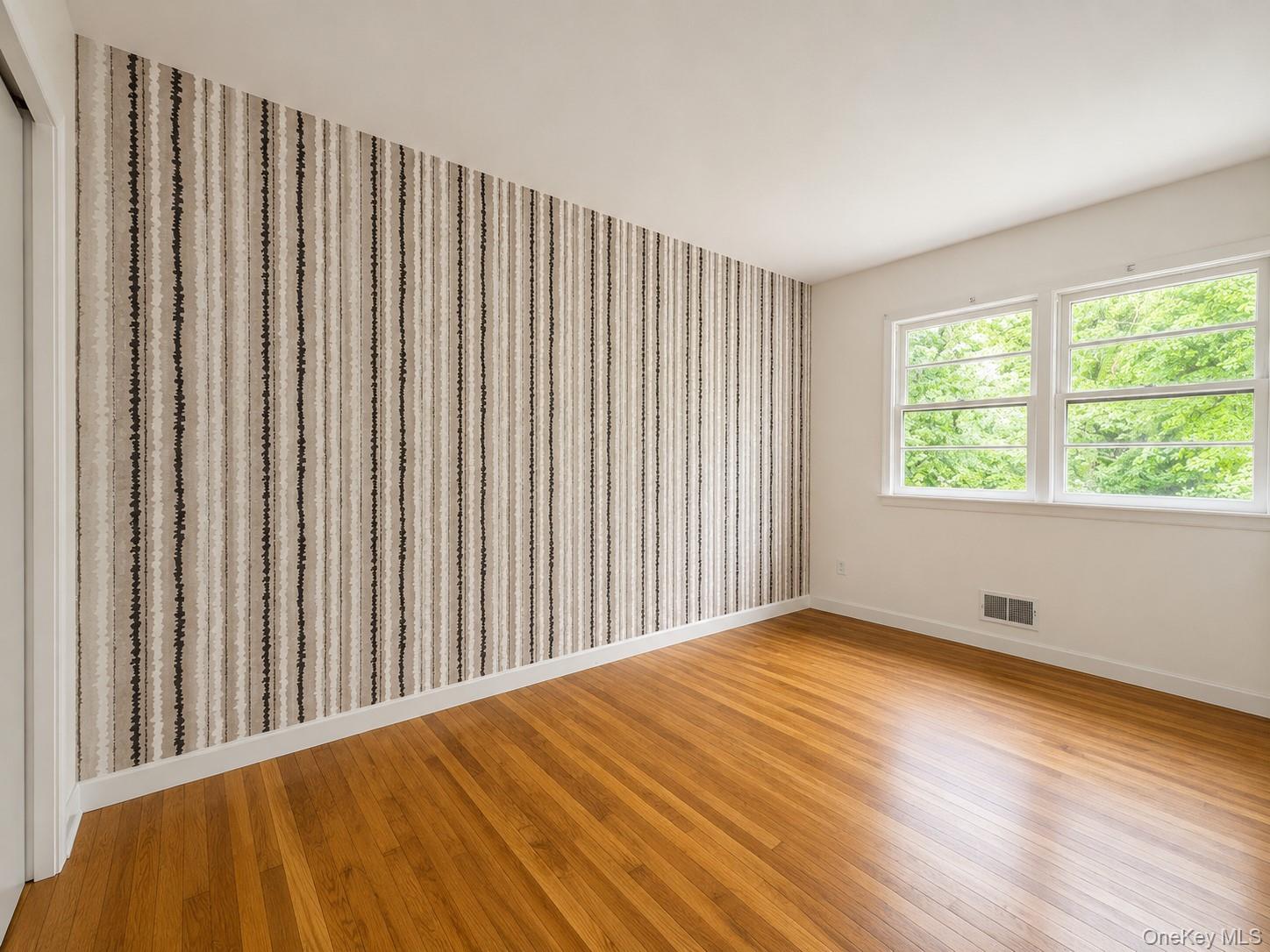 7 Overhill Road New Rochelle, NY 10804 - Photo 18 of 34 Gallery Image 18