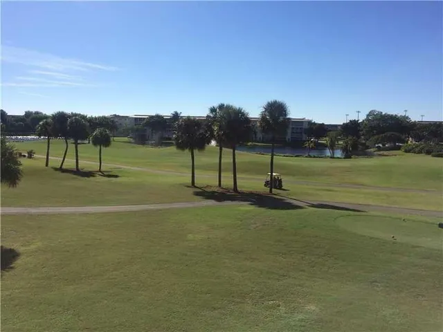 $259,999 | 2302 Lucaya Lane, Unit O1, Coconut Creek, FL 33066