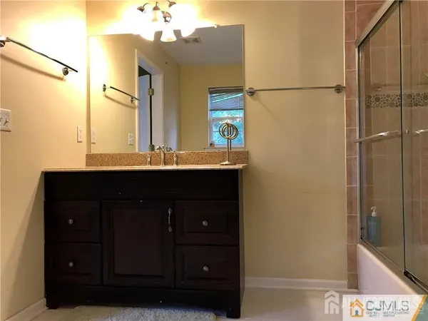 $2,650 | 141 Forest Drive, Piscataway, NJ 08854