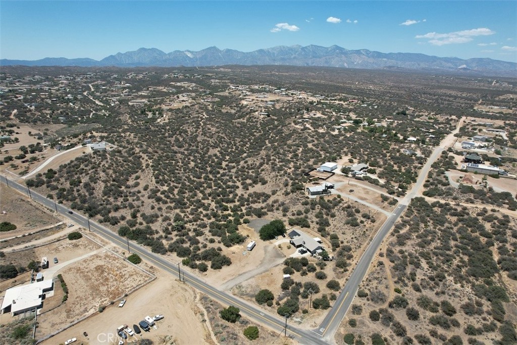 5 Oak Hill Road Oak Hills, CA 92344 - Photo 9 of 21