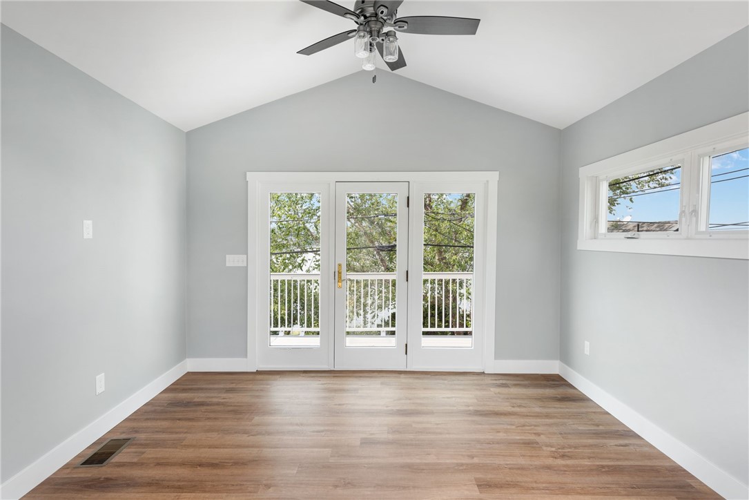 286 Riverside Drive Tiverton, RI 02878 - Photo 15 of 41