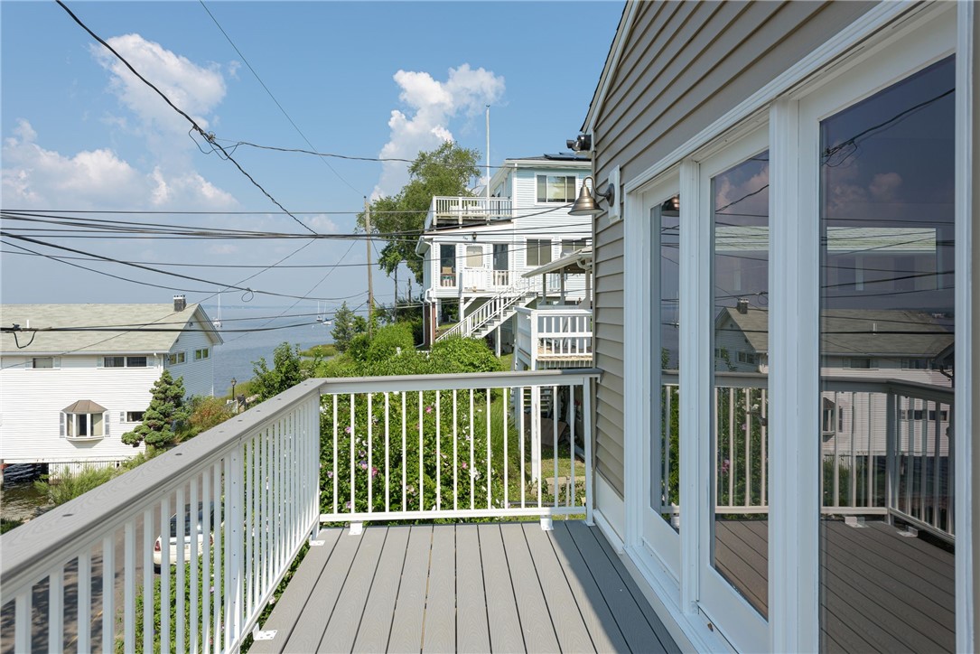 286 Riverside Drive Tiverton, RI 02878 - Photo 19 of 41