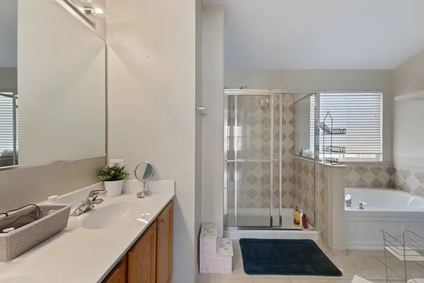 $449,000 | 1804 Thornapple Way, Aurora, IL 60504