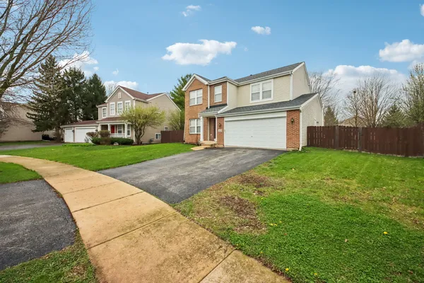 $449,000 | 1804 Thornapple Way, Aurora, IL 60504