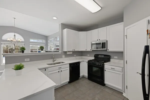 $449,000 | 1804 Thornapple Way, Aurora, IL 60504