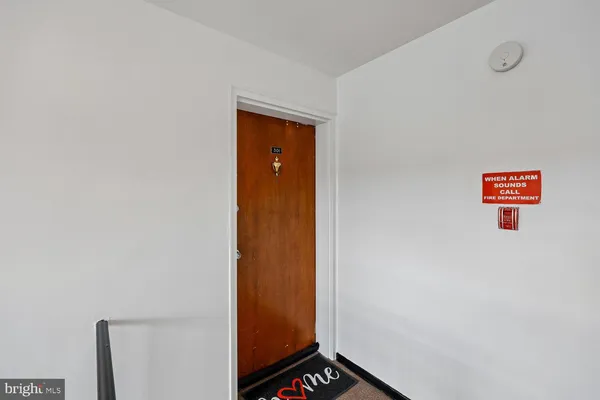 $1,700 | 2107 Fort Davis Street Southeast, Unit 301, Washington, DC 20020