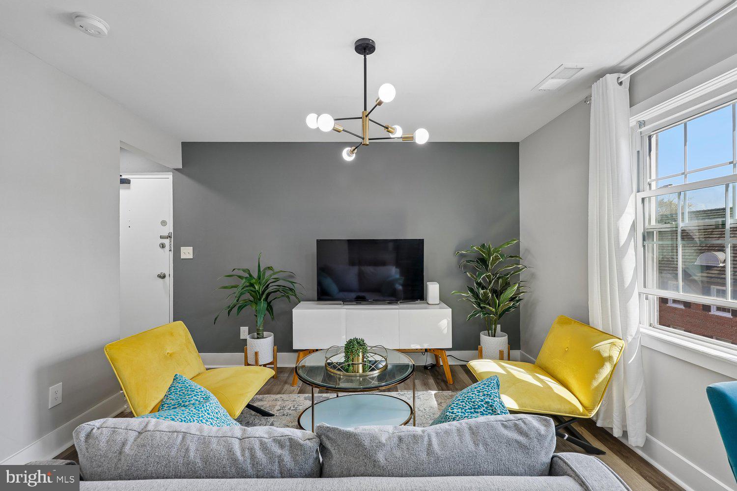 2107 Fort Davis Street Southeast, Unit 301 Washington, DC 20020 - Photo 4 of 28 Living Room