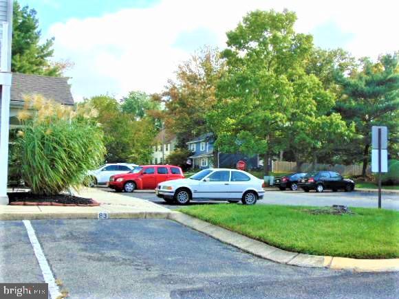 601 Gregorys Way Voorhees, NJ 08043 - Photo 3 of 10