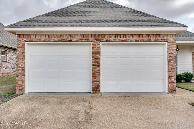 $2,000 | 120 Lennox Place, Brandon, MS 39042