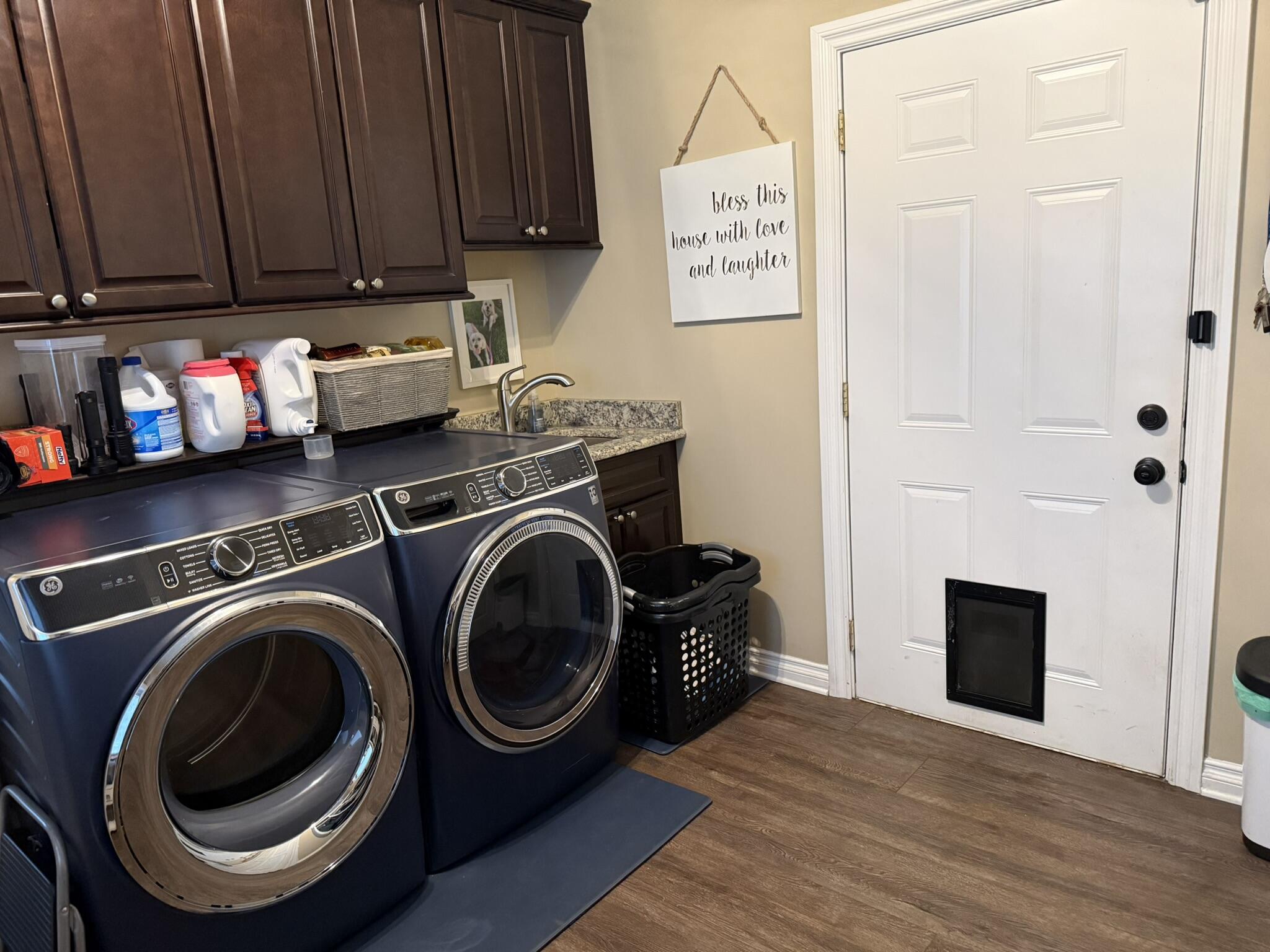 49650 Warren Road Canton, MI 48187 - Photo 15 of 54 IMG_7309