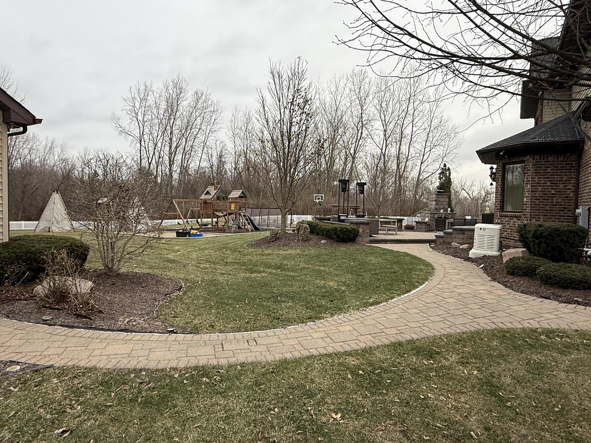 49650 Warren Road Canton, MI 48187 - Photo 7 of 54 IMG_7294