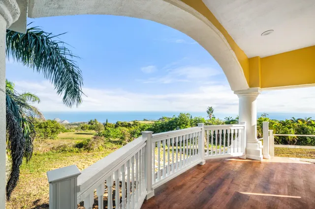 $1,399,000 | 425 Kaukini Loop, Wailuku, HI 96793