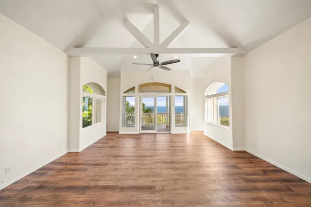 $1,399,000 | 425 Kaukini Loop, Wailuku, HI 96793