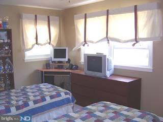 12 Windgate Road Cherry Hill, NJ 08003 - Photo 3 of 6 Gallery Image 3