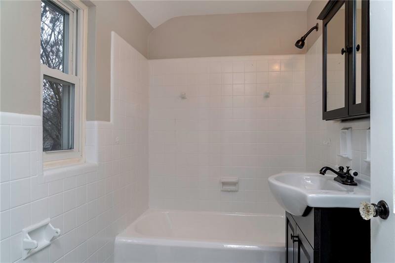 502 Edgeridge Road Pittsburgh, PA 15234 - Photo 19 of 24