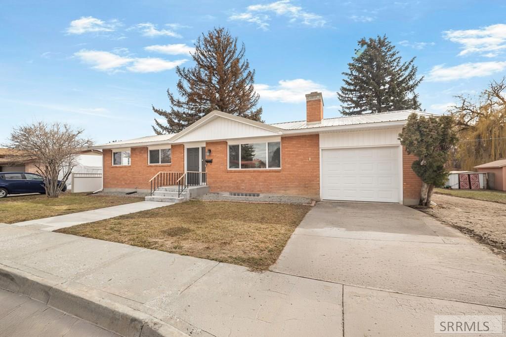 339 Ramona Avenue Rigby, ID 83442 - Photo 3 of 49