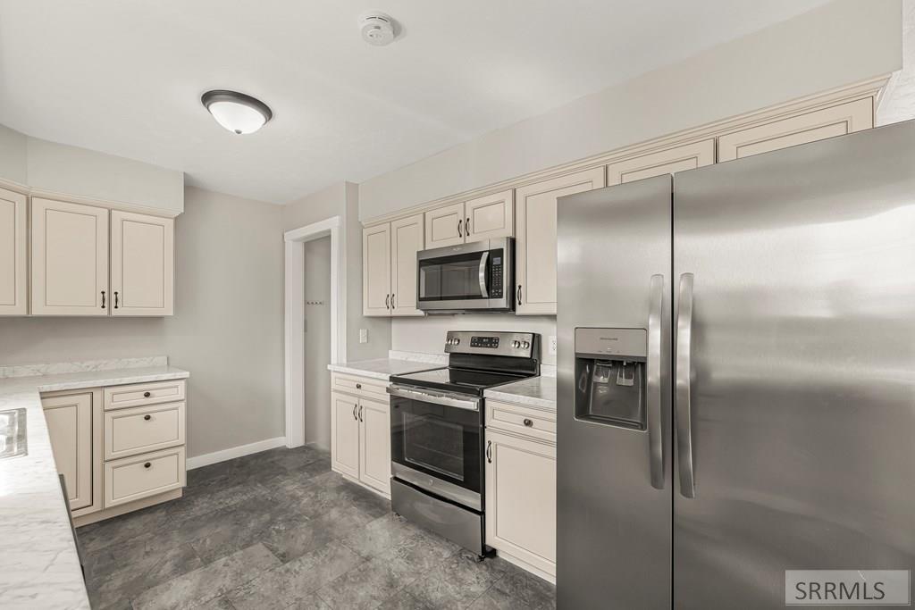 339 Ramona Avenue Rigby, ID 83442 - Photo 10 of 49