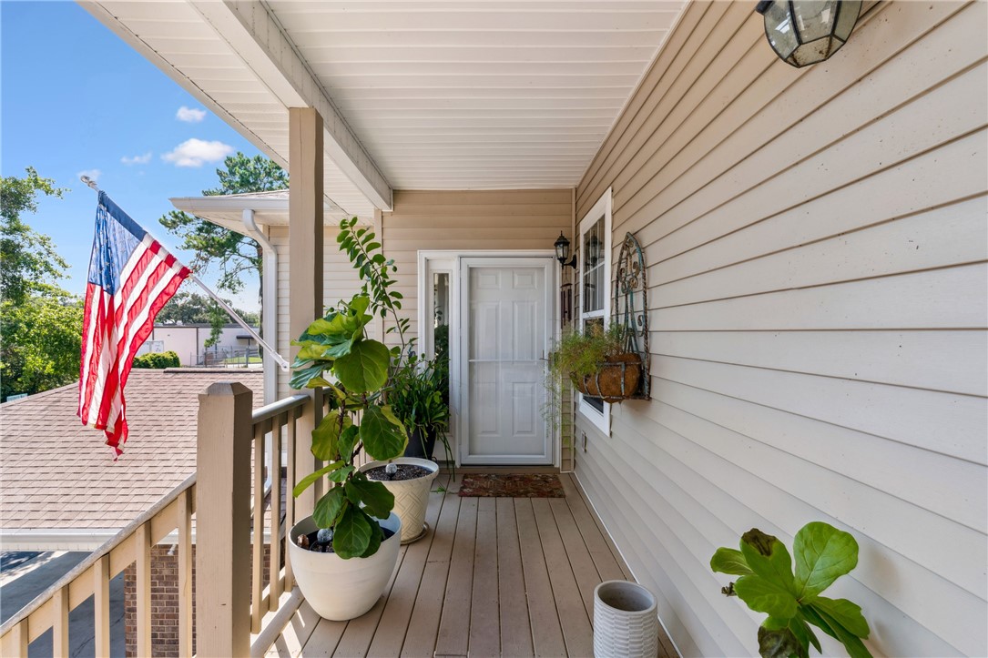 103 Kingsmarsh Way St. Simons Island, GA 31522 - Photo 4 of 26