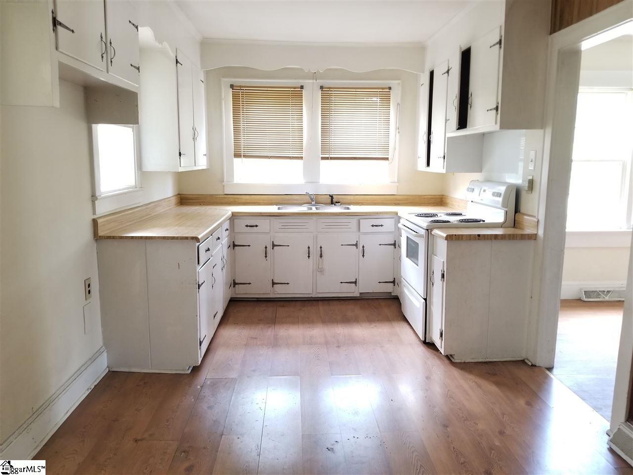 629 Old Anderson Road Greenville, SC 29611 - Photo 22 of 35 Gallery Image 22