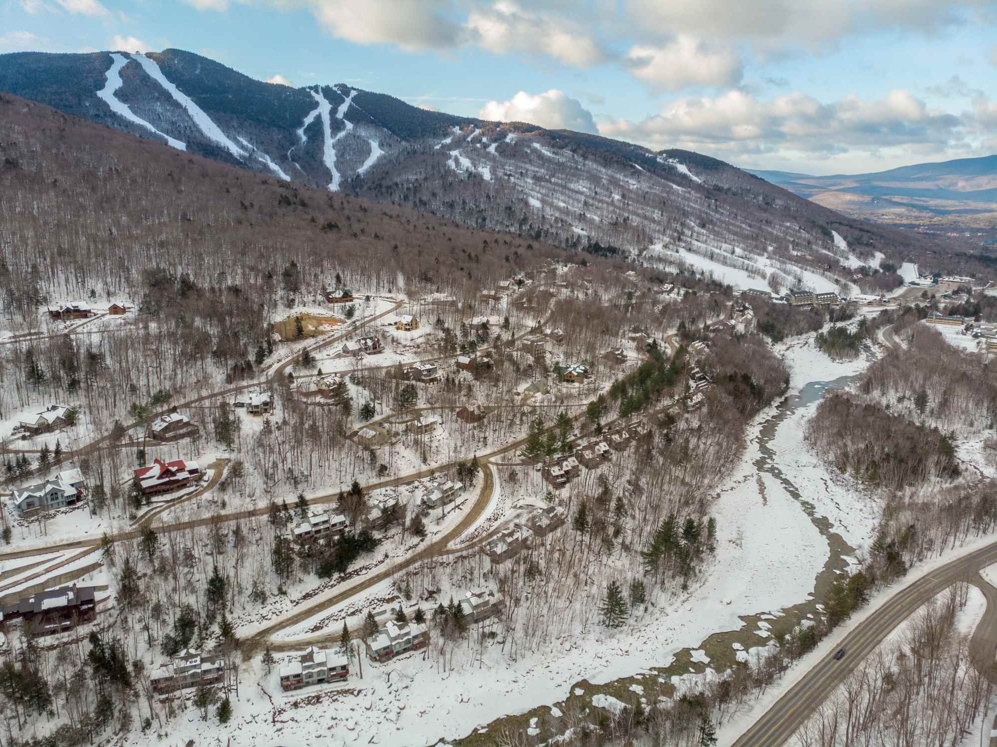 22 Back Forty Road, Unit 22 Lincoln, NH 03251 - Photo 8 of 17 Gallery Image 8