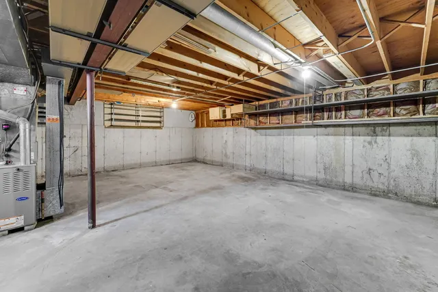 $1,750 | 816 Mackinaw Avenue, Unit WEST, Calumet City, IL 60409