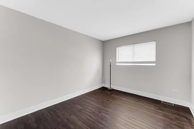 $1,750 | 816 Mackinaw Avenue, Unit WEST, Calumet City, IL 60409