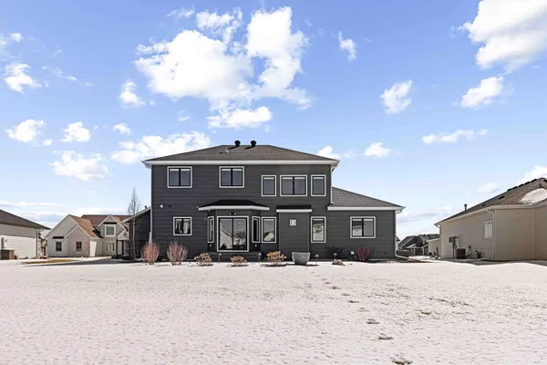 $1,049,900 | 324 25th Avenue East, West Fargo, ND 58078