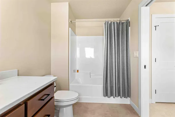 $1,049,900 | 324 25th Avenue East, West Fargo, ND 58078