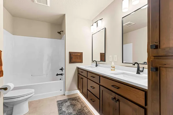 $1,049,900 | 324 25th Avenue East, West Fargo, ND 58078