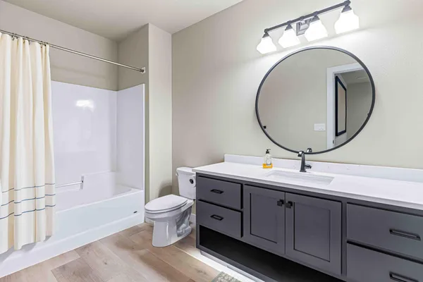 $1,049,900 | 324 25th Avenue East, West Fargo, ND 58078