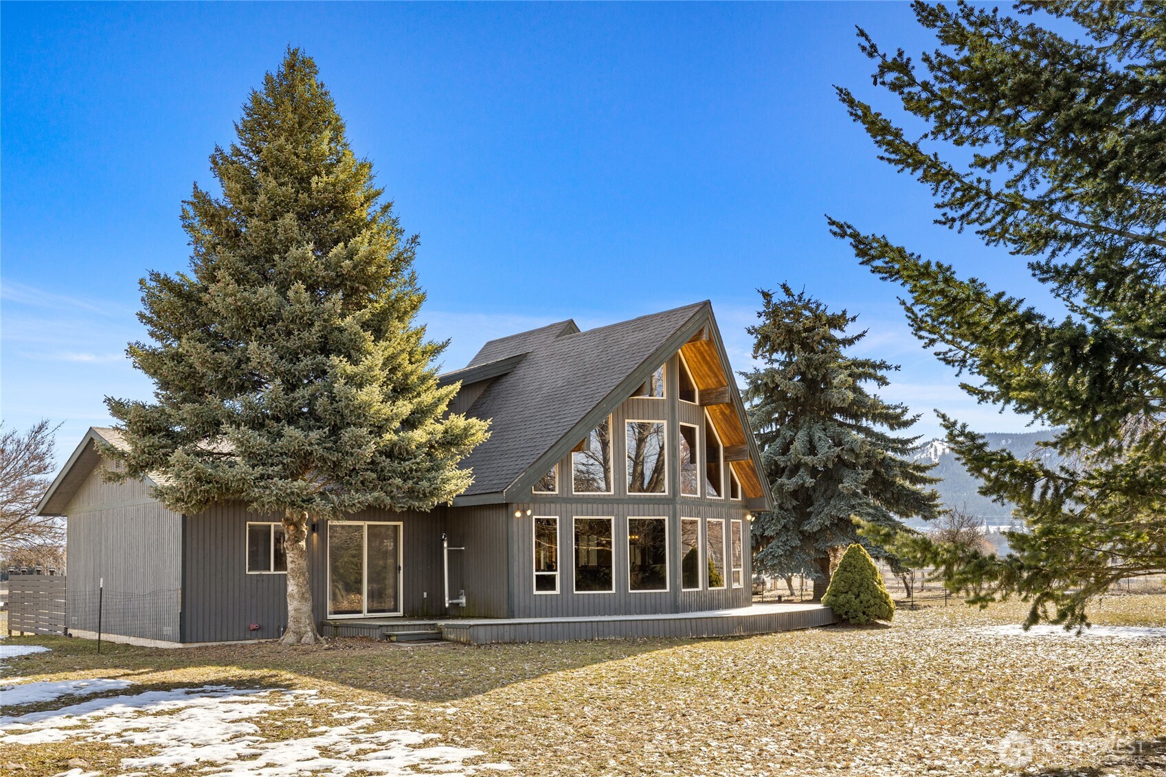 430 Pease Road Cle Elum, WA 98922 - Photo 1 of 40 Gallery Image 1