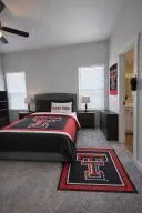 $2,800 | 2107 9th Street, Lubbock, TX 79401