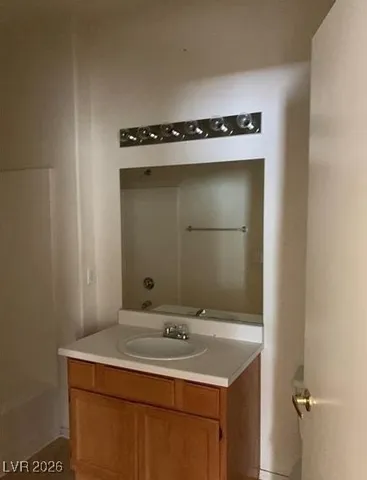 $1,200 | 3400 Cabana Drive, Unit 2112, Las Vegas, NV 89122