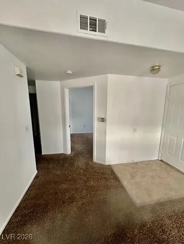 $1,200 | 3400 Cabana Drive, Unit 2112, Las Vegas, NV 89122