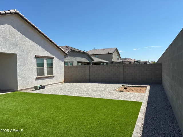 $2,095 | 16671 West Christy Drive, Surprise, AZ 85388