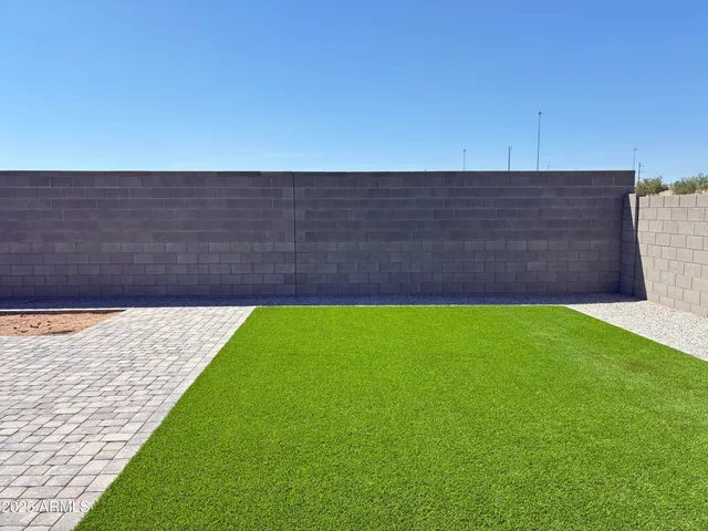 $2,095 | 16671 West Christy Drive, Surprise, AZ 85388