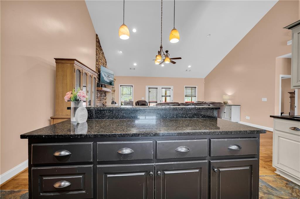 35 Villa Court Hartwell, GA 30643 - Photo 22 of 89