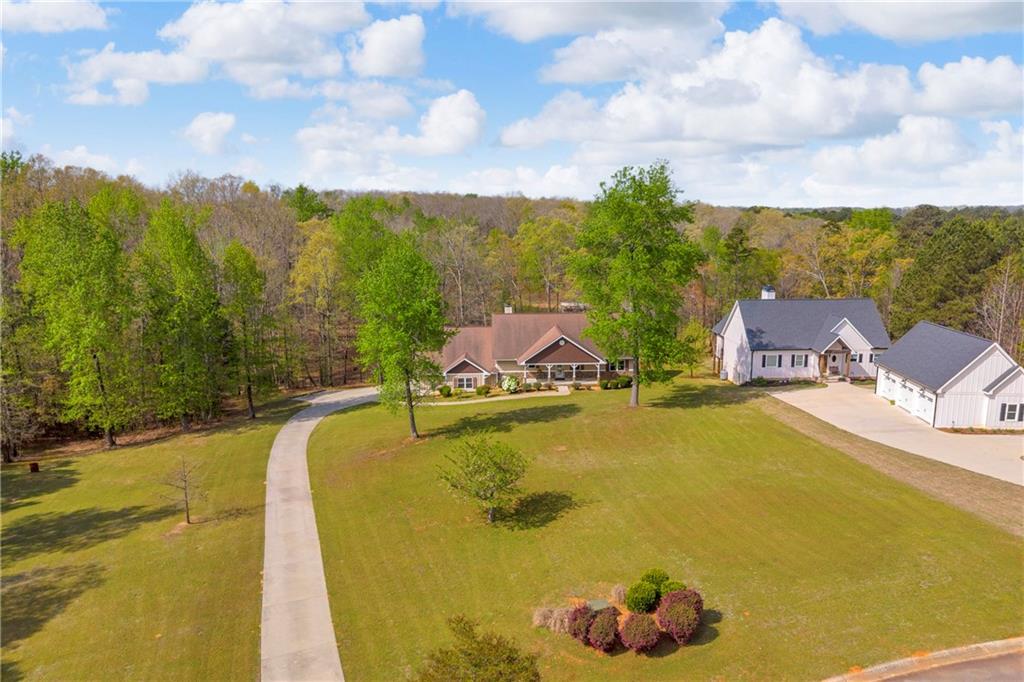 35 Villa Court Hartwell, GA 30643 - Photo 4 of 89