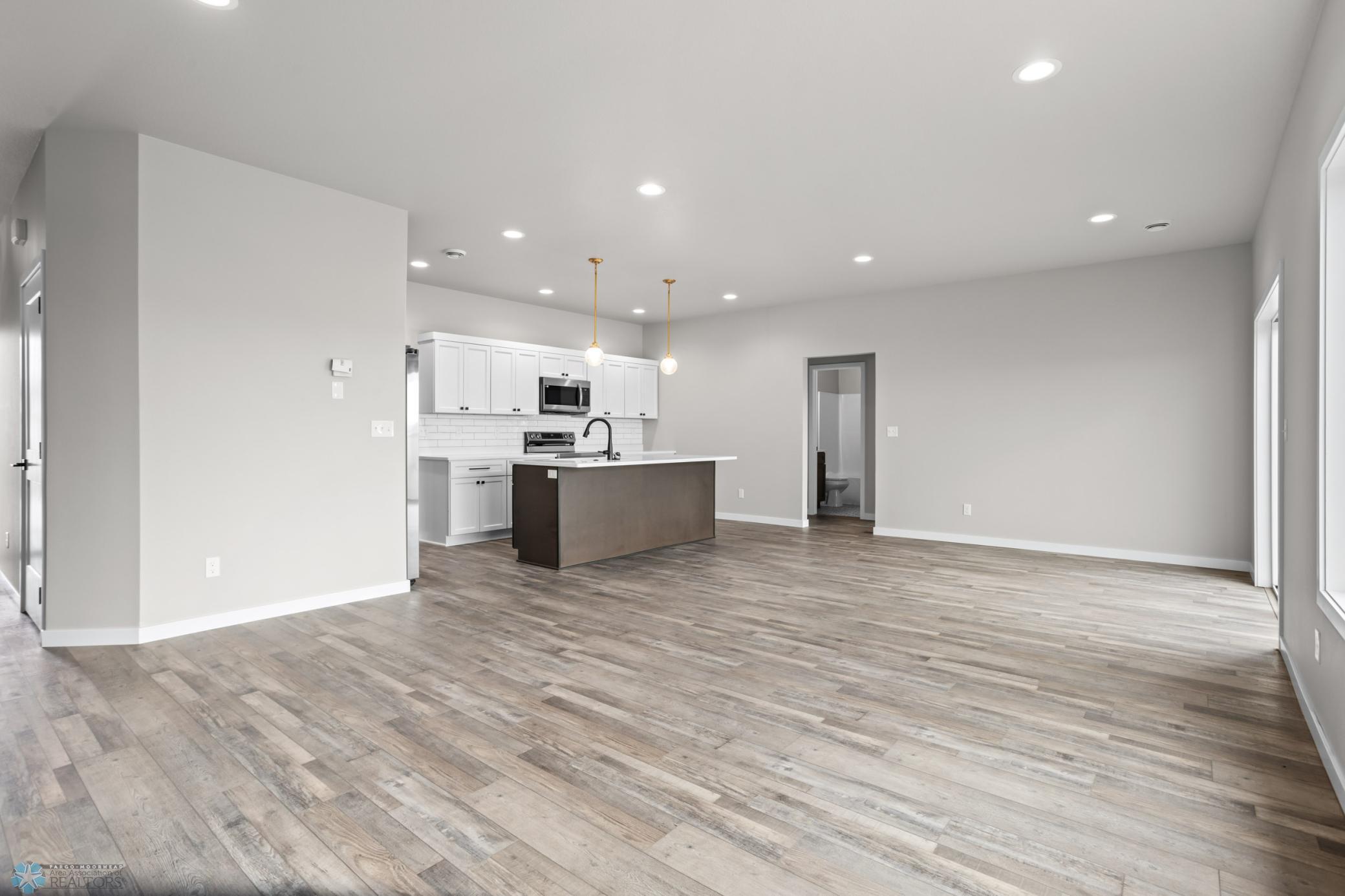 202 Neuman Boulevard Colfax, ND 58018 - Photo 11 of 36