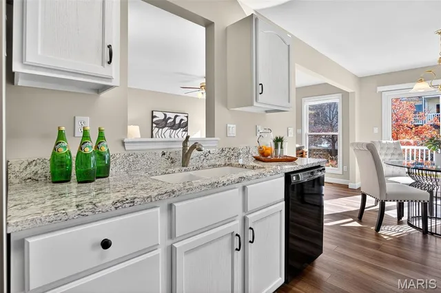 $325,000 | 67 Coppergate Court, Unit 18B, St. Peters, MO 63376