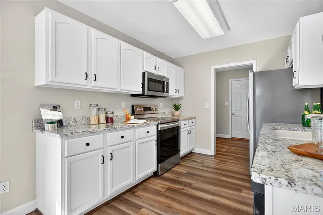 $325,000 | 67 Coppergate Court, Unit 18B, St. Peters, MO 63376