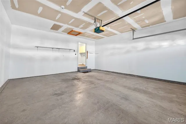 $325,000 | 67 Coppergate Court, Unit 18B, St. Peters, MO 63376