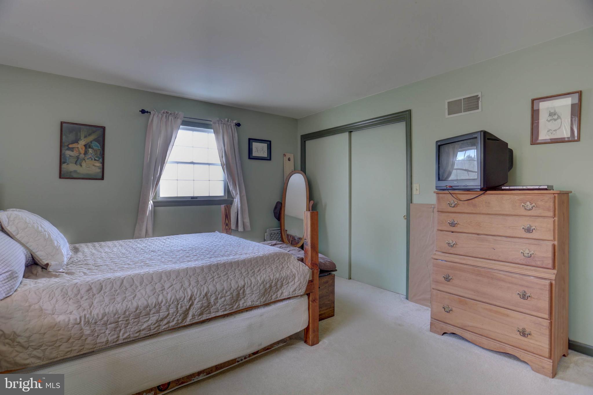 26 Fairland Road Manheim, PA 17545 - Photo 12 of 25 Master Bedroom
