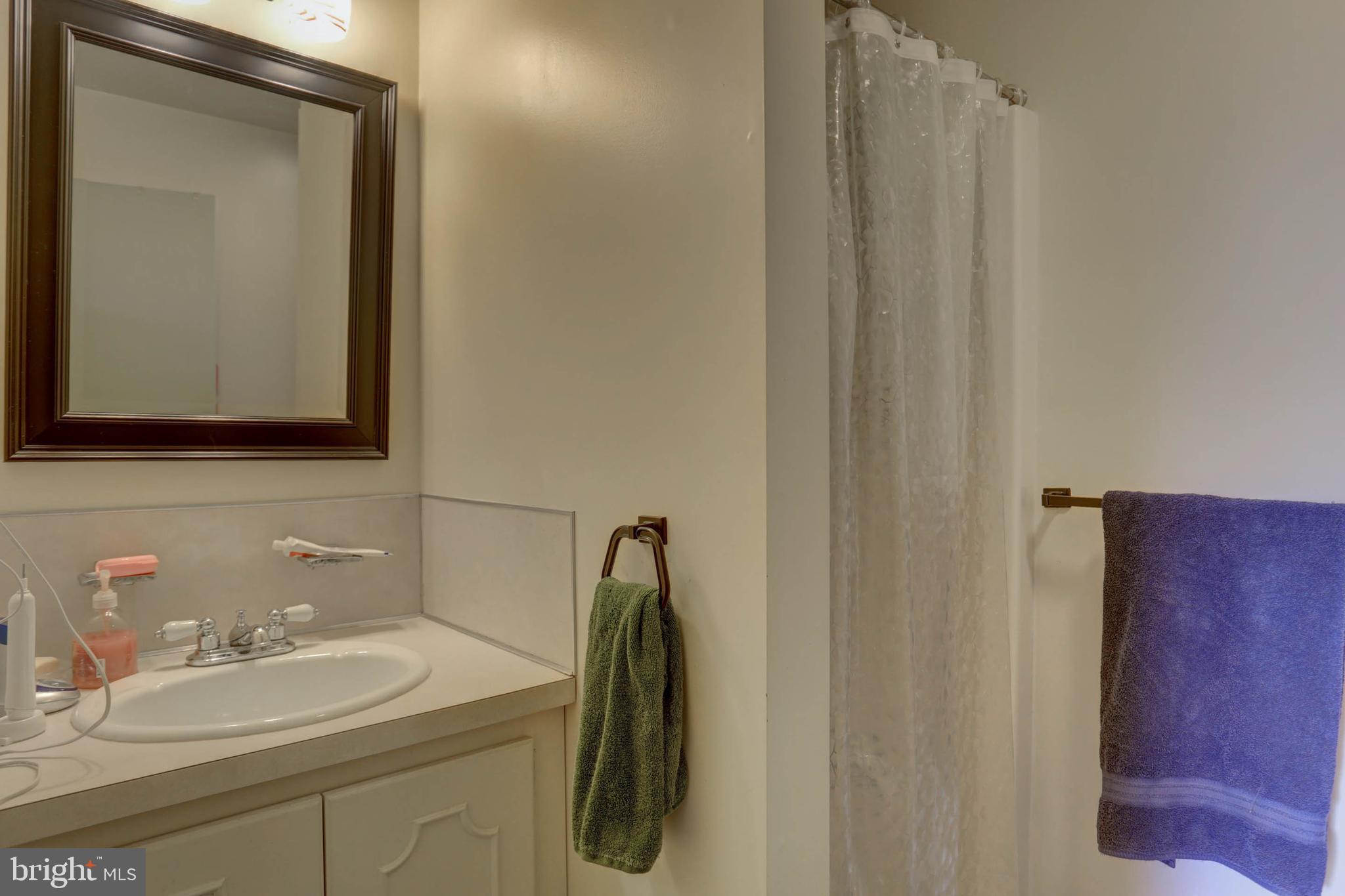 26 Fairland Road Manheim, PA 17545 - Photo 13 of 25 Master Bathroom